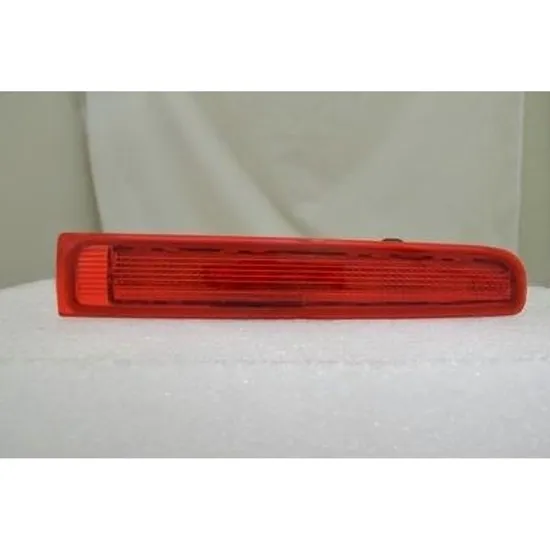 Stop Spate VW TRANSPORTER T5 2003->2015 Lampa stop suplimentara (usa dubla) (E) DREAPTA Perioada 2010 2011 2012 2013 2014 2015