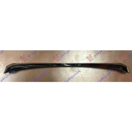 Ornament Grila TOYOTA LAND CRUISER J2 2007->2017 Bandou grila radiator cromat Perioada 2014 2015 2016 2017 2018 2019 2020
