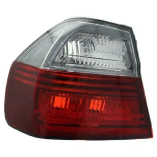 Lampa stop spate stanga BMW 3 E90 2004->2011 perioada 2004 2005 2006 2007 , rosu, semnal fumuriu, exterior