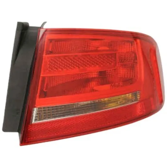 Lampa stop spate dreapta AUDI A4 B8 2007->2015 perioada 2011 2012 2013 2014 2015 pana la an de fabricatie 03/2012, semnal galben, exterior