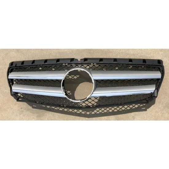 Grila Radiator MERCEDES B-CLASS W246 2011->2018 Grila radiator neagra cu bandouri argintiu/cromat Perioada 2014 2015 2016 2017 2018 2019