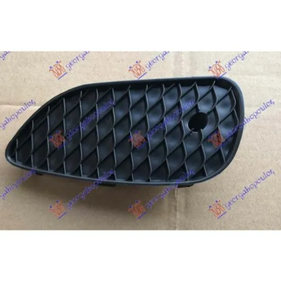 Grila Bara MERCEDES GLA-CLASS X156 2013-> Grila bara fata lateral stanga Perioada 2013 2014 2015 2016 2017