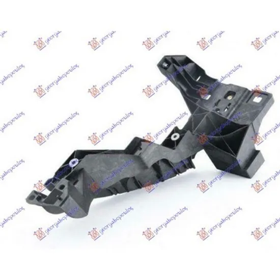 Suport Far AUDI Q7 2015-> Suport far inferior PLASTIC stanga Perioada 2015 2016 2017 2018 2019 2020 2021 2022