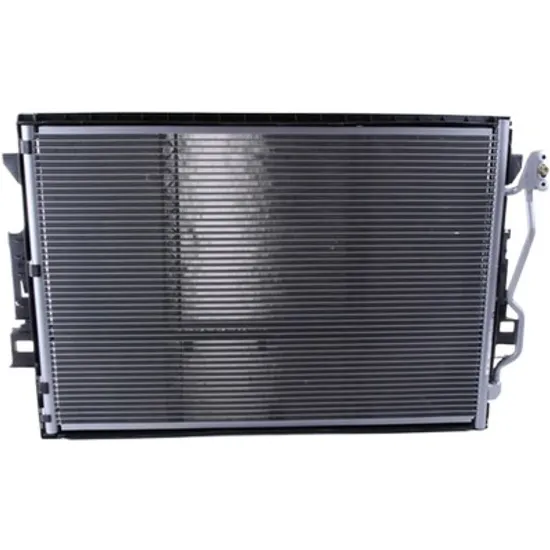 Radiator aer conditionat VOLVO V40 2012-> T5 180KW 245CP , pentru motor B 4204 T11, B 4204 T41 perioada 2014 2015,2016,2017,2018 2019