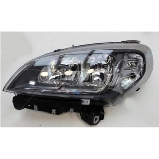 Faruri FIAT DOBLO 263 2010-> Far reglaj electric fumuriu (E) (DEPO) STANGA Perioada 2015 2016 2017 2018 2019 2020 2021 2022