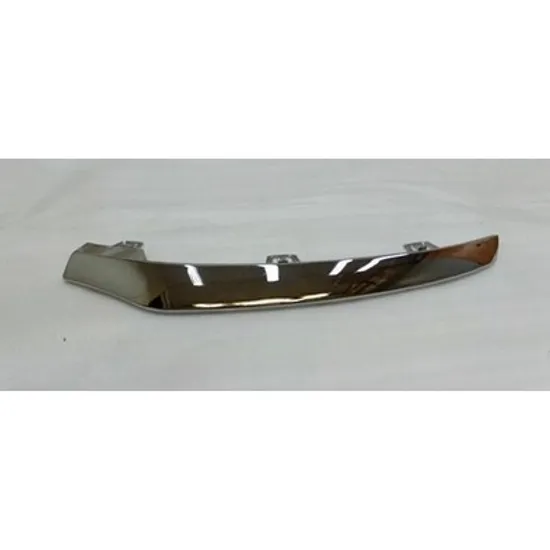 Bandou Bara fata MERCEDES GLC X253 2015-> Bandou Spoiler Bara fata superioara lateral cromat (AMG LINE) STANGA Perioada 2015 2016 2017 2018 2019 2020